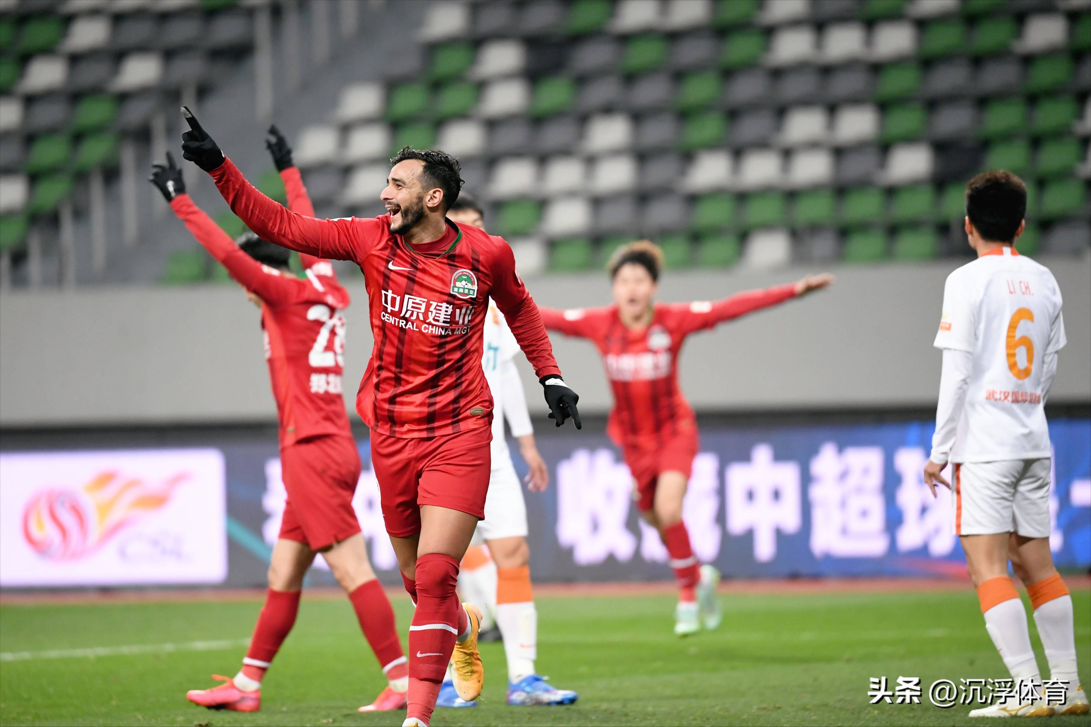 包含今晚足总杯传出新动向,马德里竞技再遭质疑,管理层表态:更衣室稳定,阵容厚度经受考验的词条 包含今晚足总杯传出新动向,马德里竞技再遭质疑,管理层表态:更衣室稳定,阵容厚度经受考验的词条